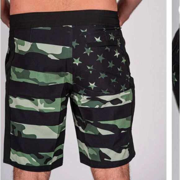 ALPHA DEFENSE GEAR BOARD SHORTS PATRIOT MILITARY CAMO Sz 38‎ NWT IN PACKAGING - Picture 2 of 6